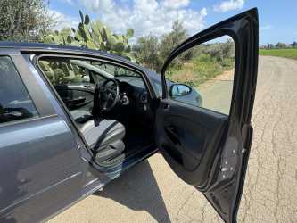 Samochód osobowy Opel Corsa 5-osobowy Automatyczna Skrzynia